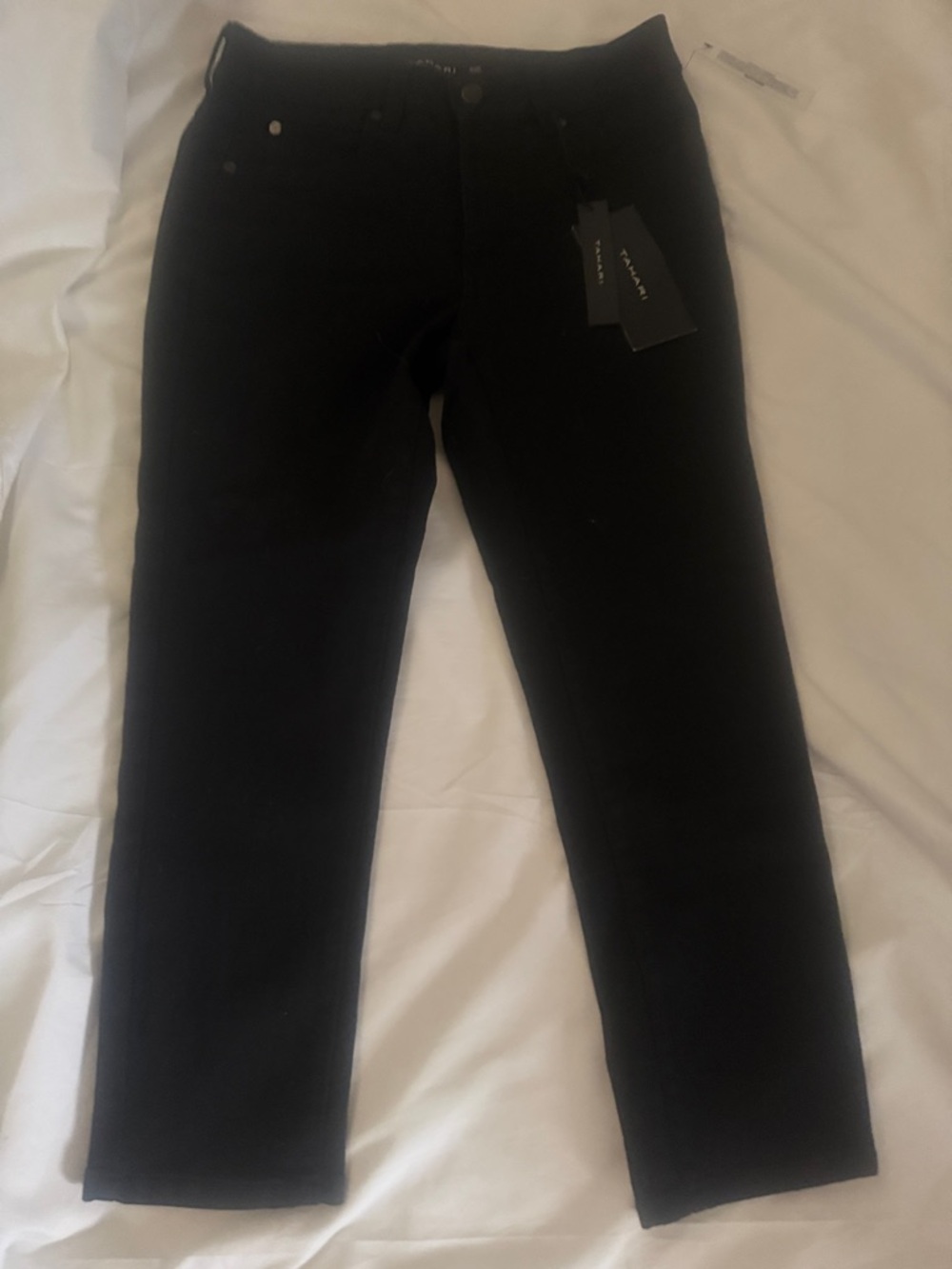 Tahari Black Straight-Leg Capris